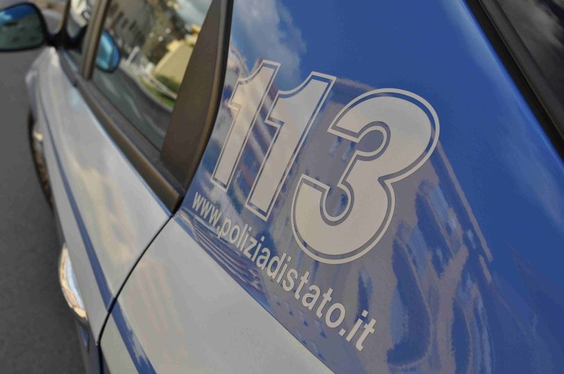 Roma: tentata rapina al supermercato, cliente insegue ladro e lo fa arrestare