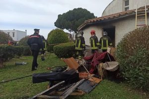 Cerenova, va a fuoco la sacrestia di San Francesco: paura tra i fedeli