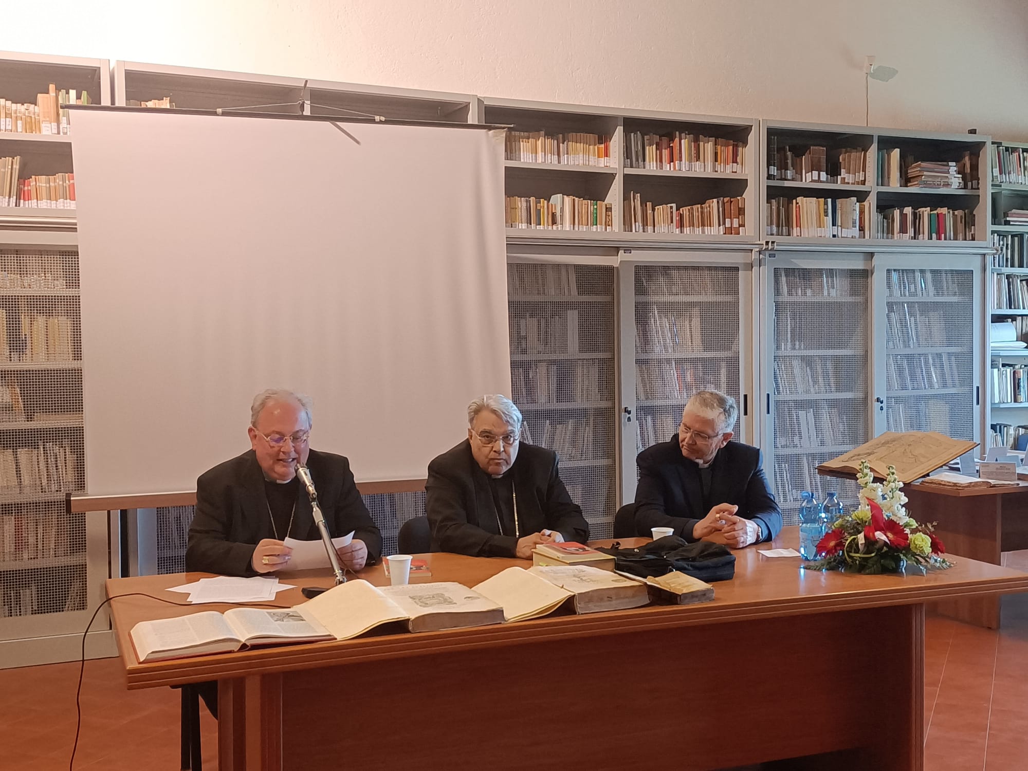 Ireneo di Lione, “Doctor Unitatis”: al Palazzo Papale la presentazione del nuovo volume di Mons. Piazza