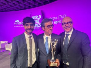 Rotelli (FdI): “Vinitaly mostra al mondo le eccellenze dell’Italia e della Tuscia”