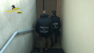 Locazioni in nero, Gdf Lucca scopre evasione per 145 mila euro