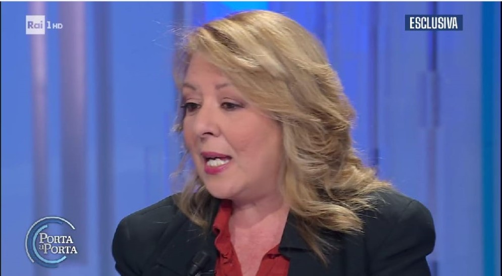 Madonna di Trevignano – Gisella Cardia ha lottato con il diavolo: “Sollevata un metro da terra”