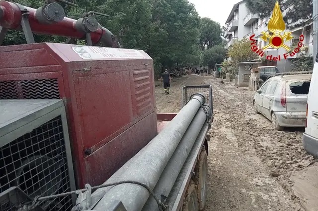 Alluvione in Emilia-Romagna: i Vigili del Fuoco di Civitavecchia sempre in prima linea