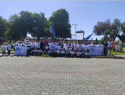 A Cirò Marina l’Italian Cleaning tour di Ami: Oltre 100 studenti in azione