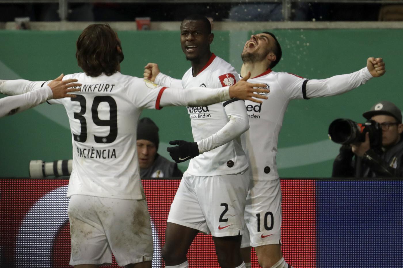 Mercato Roma: ufficiale N’Dicka, adesso Llorente. Kluivert ai saluti: sarà Bournemouth