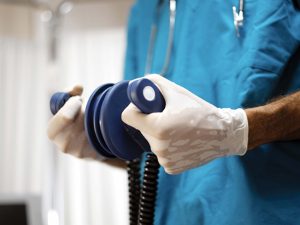 Arce – Comune attiva il primo defibrillatore pubblico. In arrivo un secondo in periferia