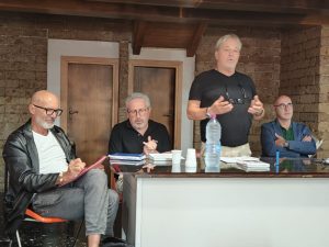 La straordinaria attualità di don Milani al centro della presentazione del libro di Emilio Corteselli