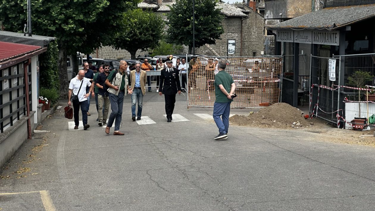 Montefiascone- Crollo “Miralago”, in corso il sopralluogo dei periti