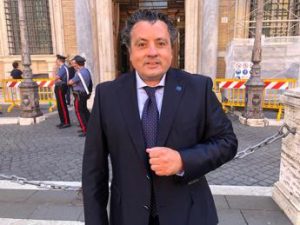 Scuola, Pacifico (Anief): “In Italia ancora più di 400mila precari, l’Europa chiede di stabilizzarli”