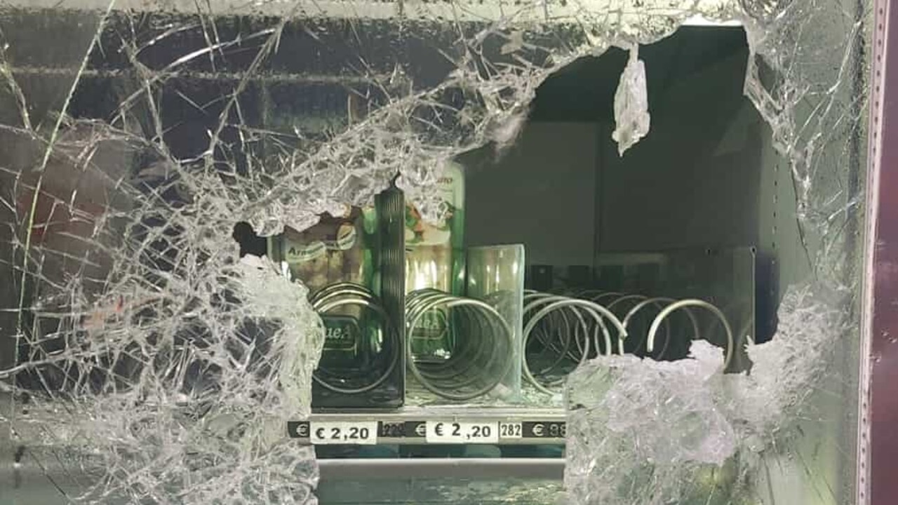 Viterbo – Tentano di scassinare distributore automatico, denunciati tre minorenni italiani