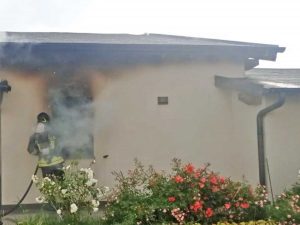 Appartamento in fiamme a Sutri, muore gatto dei proprietari