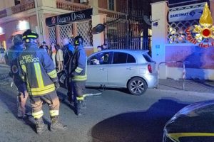 Civitavecchia, frontale in Viale della Vittoria: due giovani in codice rosso