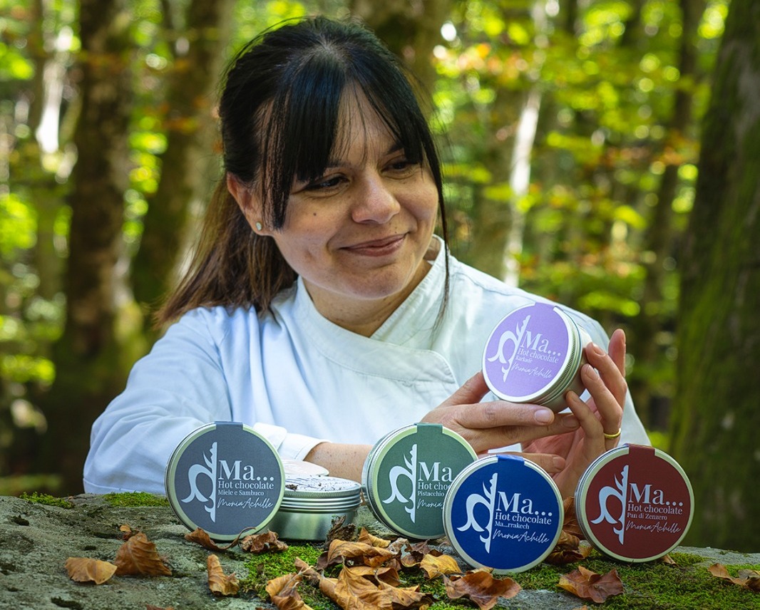 Viterbo – La cioccolataia Monia Achille vincitrice agli International Chocolate Awards di Valencia, ora si prepara per i mondiali