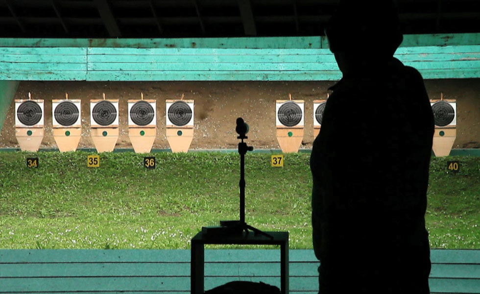 Viterbo – Con il nipote minorenne al Poligono, denunciati due uomini