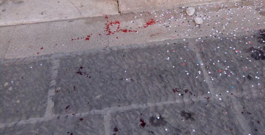 Viterbo – Lancia sangue dalla finestra, denunciato dalla polizia