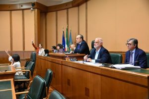Lazio – Consiglio approva mozioni per accreditamento Policlinico Militare “Celio” e per riconoscimento del diritto all’oblio oncologico