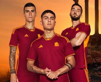 L’AS Roma riabbraccia Adidas: storia e successo, presentate le nuove maglie