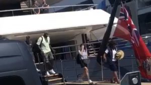 Civitavecchia – Michael Jordan, a bordo del super yacht M’Brace è sbarcato a Molo Vespucci
