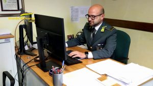 A Lucca controlli in bar e ristoranti, scoperti 18 lavoratori in nero
