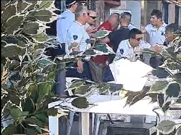 Civitavecchia – Multano un motorino in divieto di sosta: aggrediti quattro agenti da due fratelli ristoratori