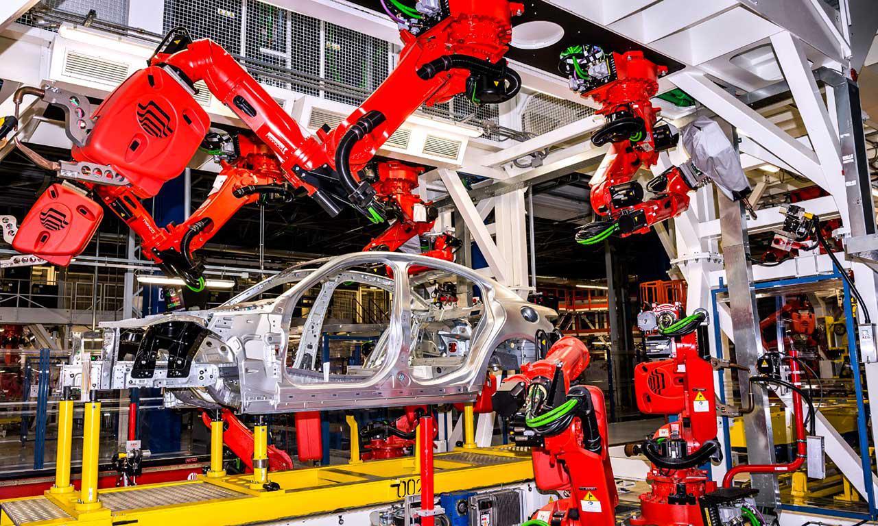 Momenti di tensione davanti a stabilimento Stellantis a Cassino, Provincia chiede incontro a Urso