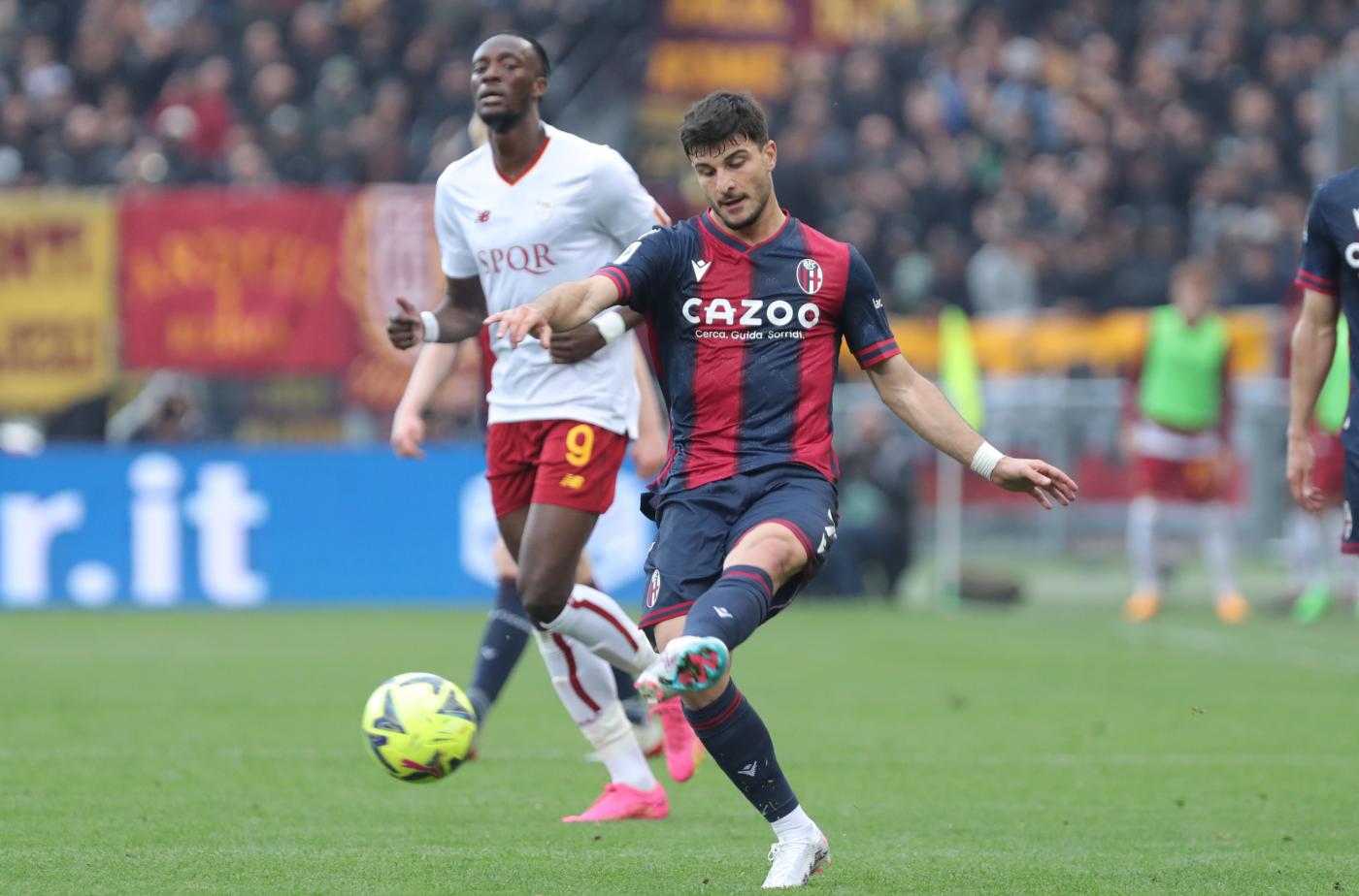 Mercato italiano, sirene Premier: Liverpool su Amrabat, Fulham su Orsolini