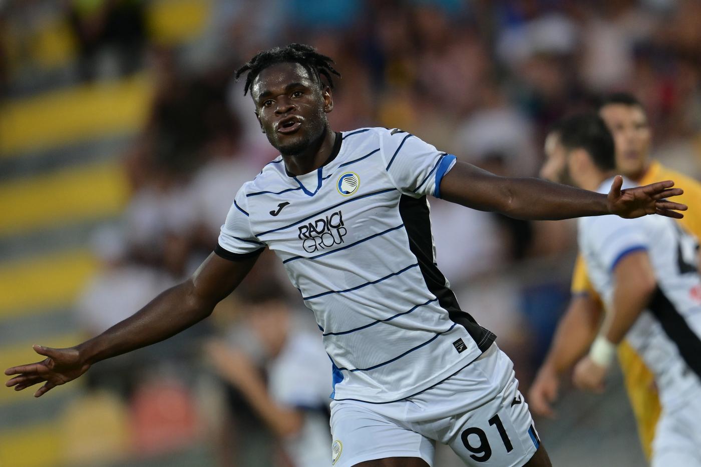 Mercato italiano, 48 ore al gong: Toro su Duvan, Petagna al Cagliari. Genoa, suggestione Ndombele