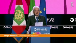 Mattarella “Non ci stanchiamo di lavorare per una pace giusta”