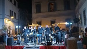 L’orchestra di Mirko Casadei in concerto al BolsenArte Music Summer Festival
