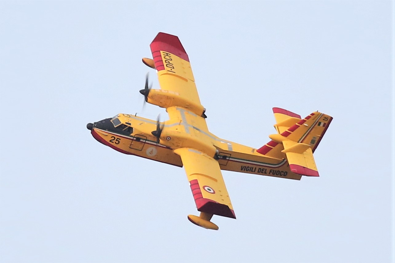 Avincis si aggiudica gara per gestione flotta di Canadair in Italia