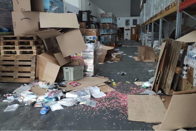 Ladri devastano la sede di Banco Alimentare ad Aprilia, rubato cibo e un furgone: sarebbero stati destinati nella lotta alla povertà