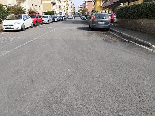 Viterbo – Sfalcio dell’erba e strage di auto parcheggiate: “Portate via all’improvviso”