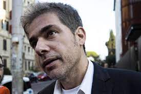 Arresto cardiaco nella notte: muore a 48 anni il giornalista Laganà