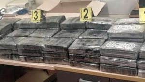 Fiumicino – Sottoterra 85 chili di cocaina. Il tesoro dei narcos sequestrato vicino l’aeroporto