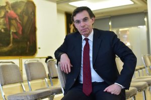 Civitavecchia – Il sindaco Tedesco ha trovato il primo sfidante ufficiale, il generale Paolo Poletti