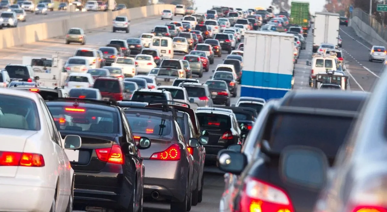 Controesodo, 11 milioni di veicoli in strada nel fine settimana