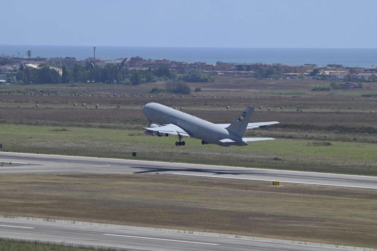 Roma – Niger, atterrato nella notte a Ciampino il volo speciale con 36 italiani