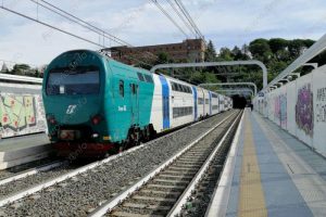 Incidente lungo la ferrovia Roma – Viterbo: investita una persona sui binari del treno