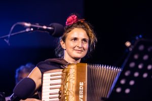 Viterbo – Alice Rohrwacher alla fisarmonica per San Pellegrino in Festa
