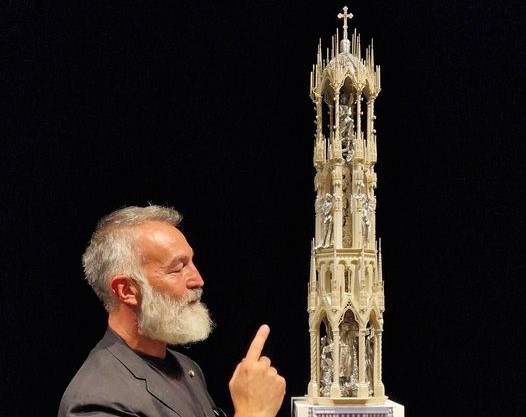 Viterbo – Santa Rosa, le lacrime di Raffaele Ascenzi: “Il volto di mia sorella tra gli angeli di Dies Natalis”