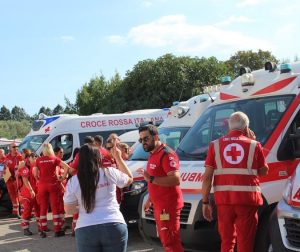 Viterbo – La Croce Rossa Italiana impegnata durante il Trasporto della Macchina di Santa Rosa