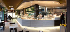 Frosinone – Furto nella famosa pasticceria Dolcemascolo, bottino 7mila euro tra champagne e vini di pregio