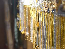 Controlli a compro-oro, questore di Viterbo sospende attività