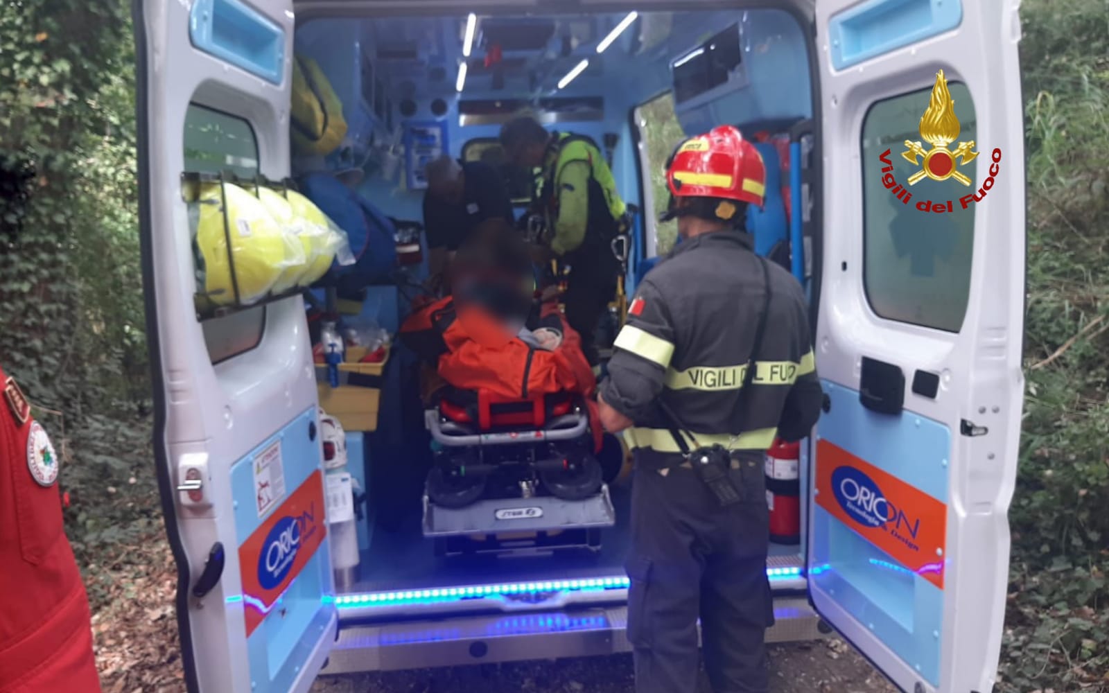 Stimigliano, 13enne s’infortuna nei boschi: salvata dall’elicottero dei Vigili del Fuoco