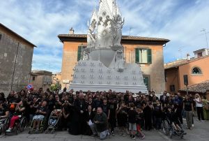 Viterbo – Dopo i saluti a Santa Rosa i ragazzi “speciali” di Juppiter verso Riccione