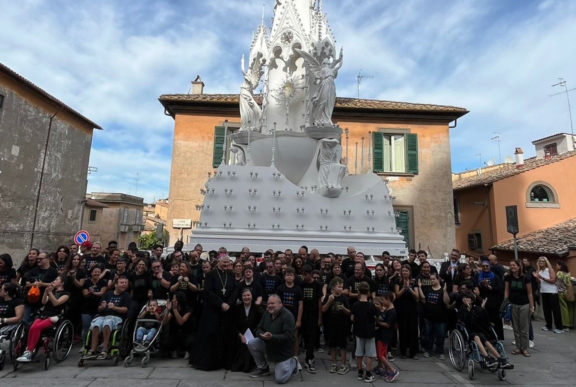 Viterbo – Dopo i saluti a Santa Rosa i ragazzi “speciali” di Juppiter verso Riccione