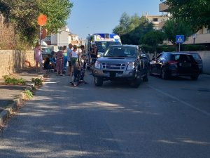 Santa Marinella, scontro pickup-moto: ferito un giovane centauro