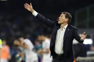 Napoli, avanti con Rudi: “Meritavo più rispetto”. Domani Verona: tocca a Simeone
