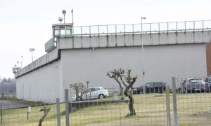 Lazio – Carceri: caos a Casal del Marmo, padiglione evacuato e 4 agenti feriti. Tentata evasione a Latina