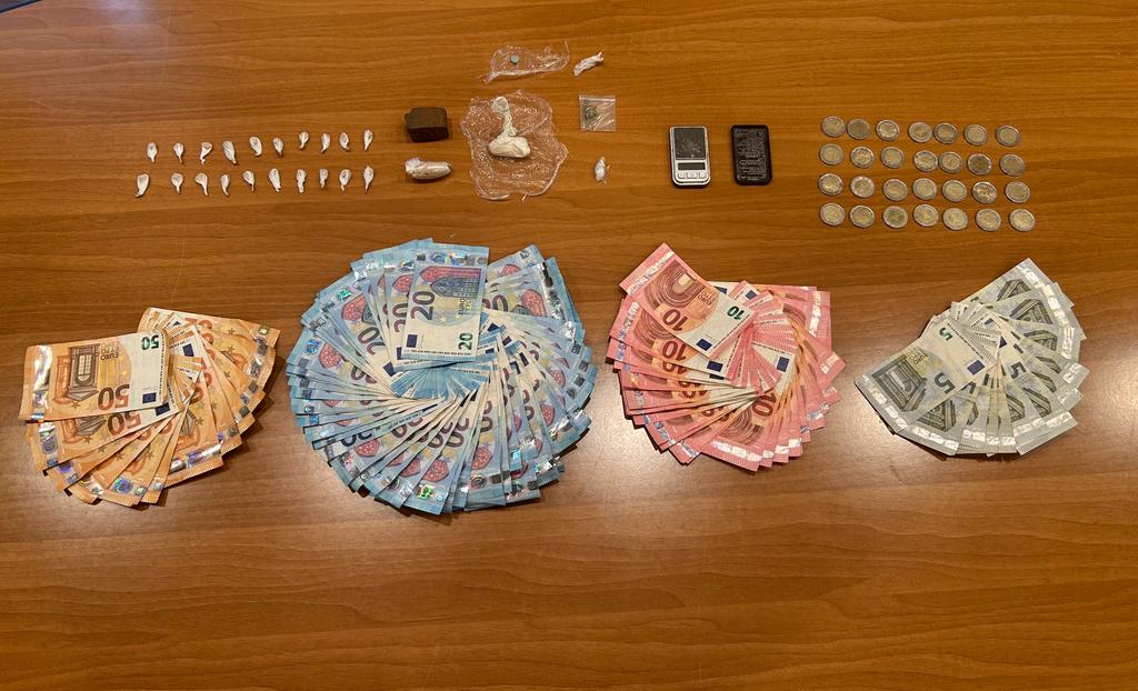 Viterbo – Smantellato dai carabinieri supermarket della droga